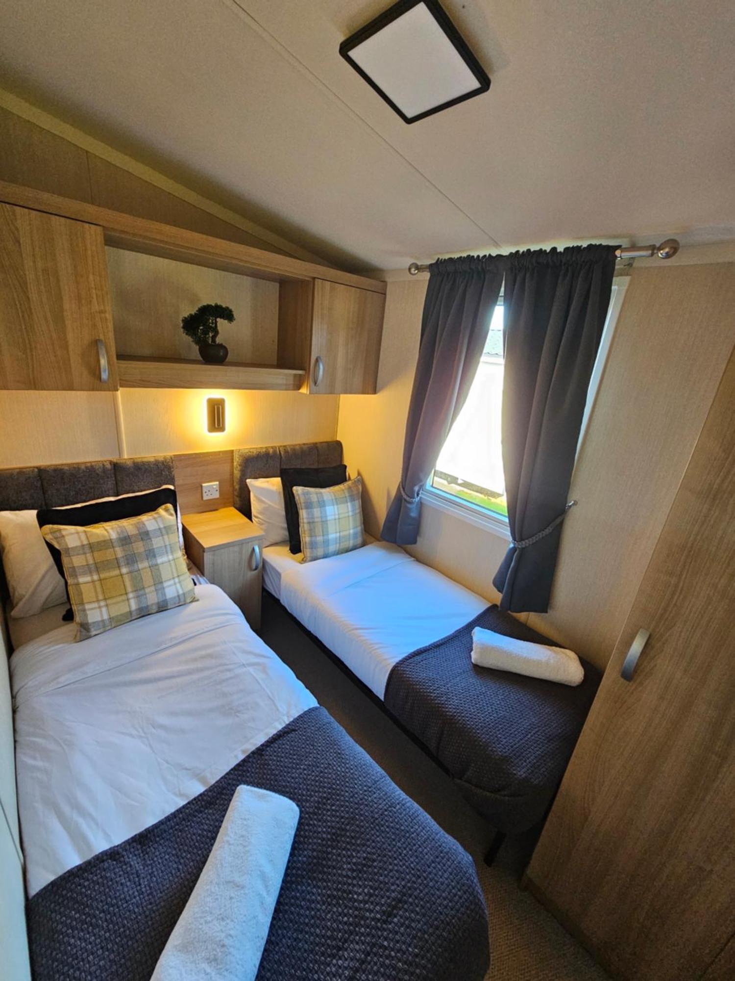 Beautiful Caravan Near Edinburgh Nr 14 Port Seton Kültér fotó